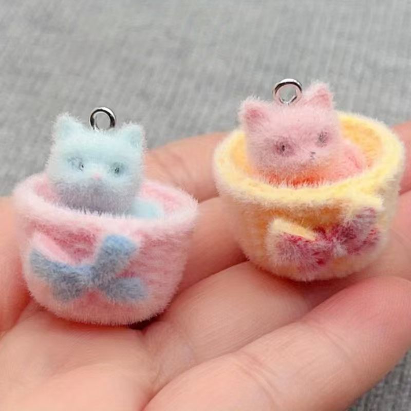 4pcs 3D plush resin cat pendan - Resin Art Box 评论和价格